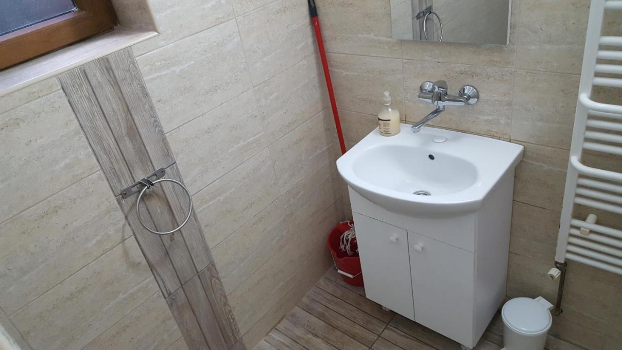 Sepsi-Szek Hotel Sfântu Gheorghe Bagian luar foto